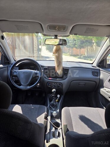 Kia Rio-3