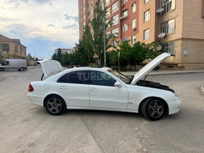 Mercedes E 220-4