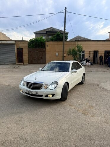 Mercedes E 220-5