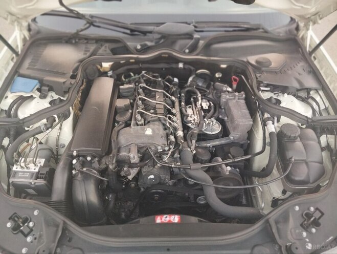 Mercedes E 220-19