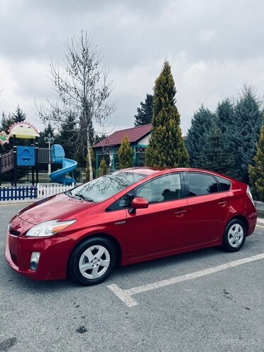 Toyota Prius-2