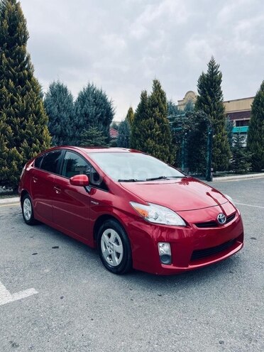 Toyota Prius-4