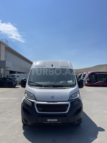 Peugeot Boxer-1
