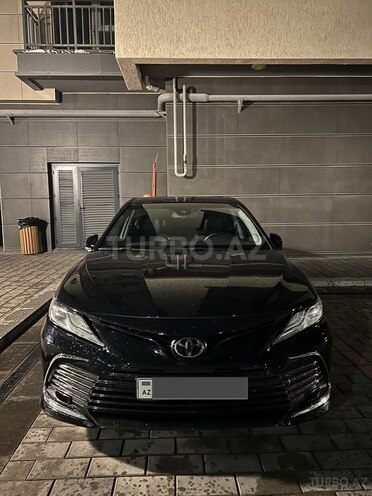 Toyota Camry-1
