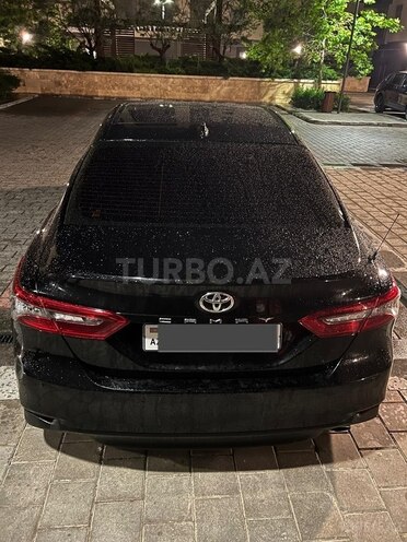 Toyota Camry-3