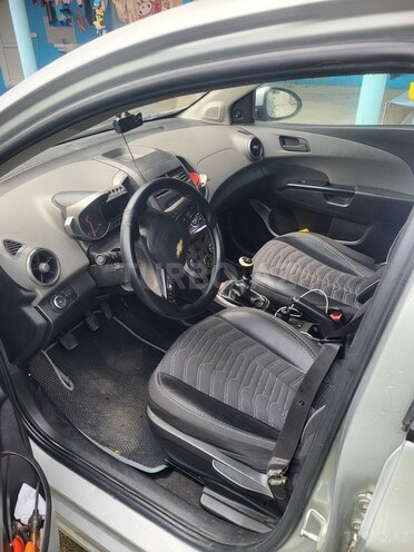 Chevrolet Aveo-6