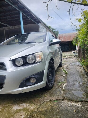 Chevrolet Aveo-3