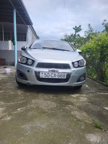 Chevrolet Aveo-1