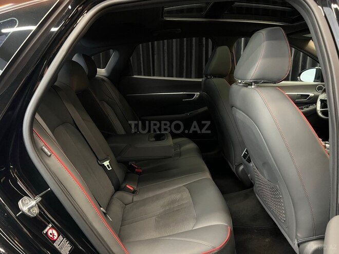 Hyundai Sonata-9