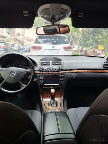 Mercedes E 220-4