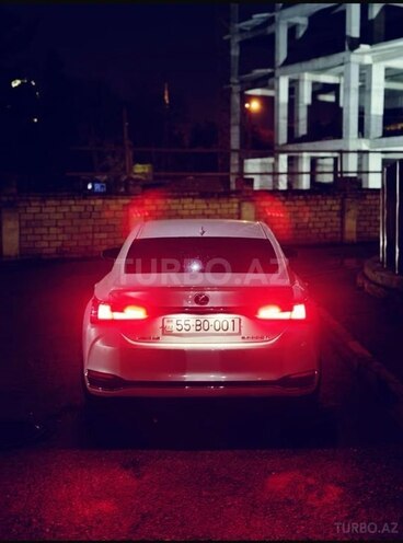 Lexus ES 300h-3