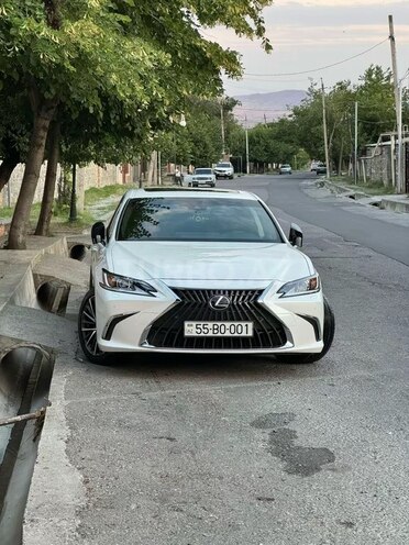 Lexus ES 300h-1