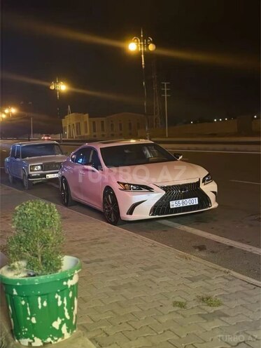 Lexus ES 300h-7