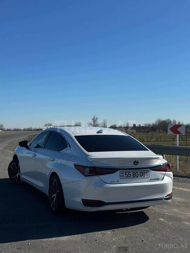 Lexus ES 300h-2