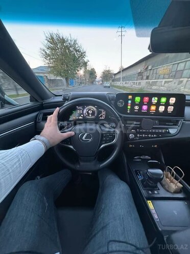 Lexus ES 300h-14