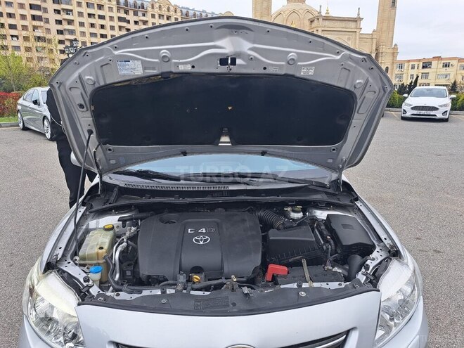 Toyota Corolla-9