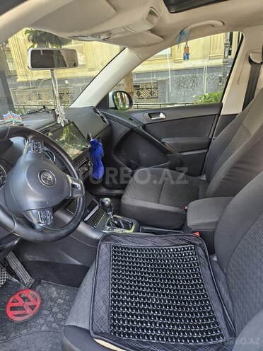 Volkswagen Tiguan-2