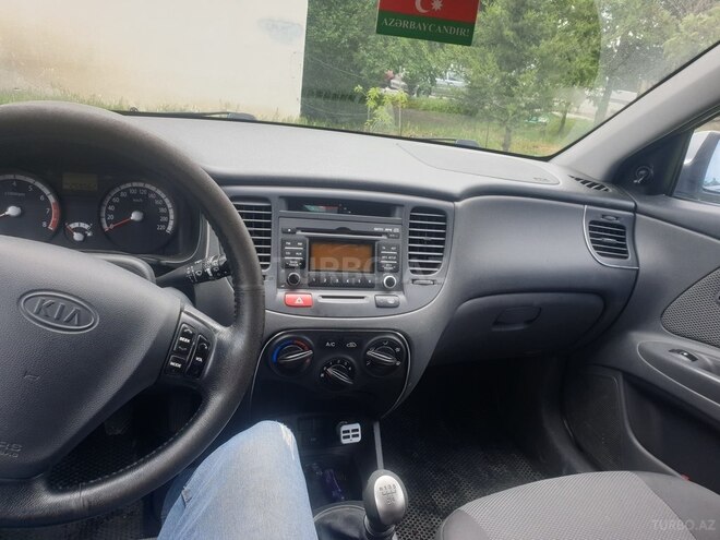 Kia Rio-3