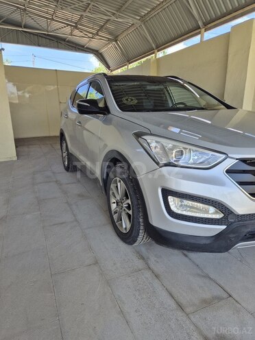 Hyundai Santa Fe-4