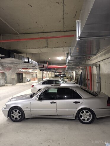 Mercedes C 240-5
