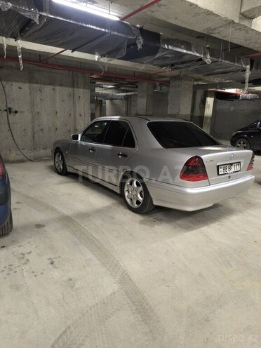 Mercedes C 240-8