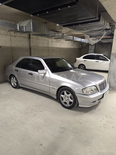 Mercedes C 240-9