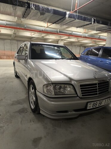 Mercedes C 240-10