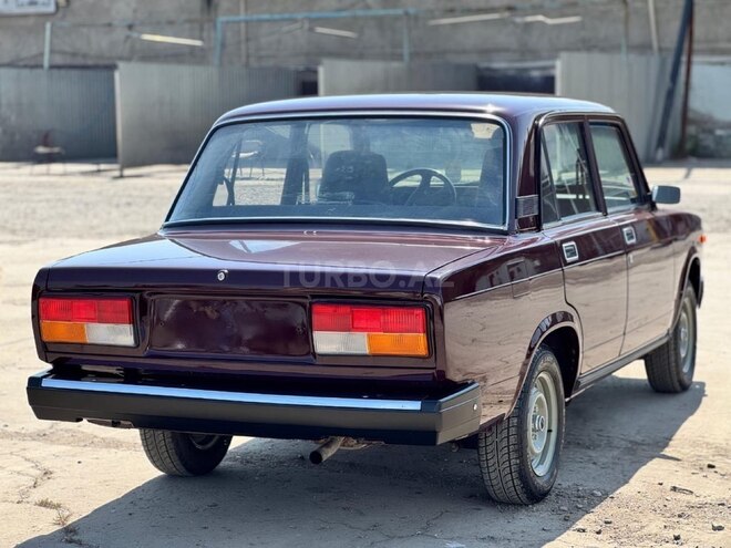 LADA (VAZ) 2107-4