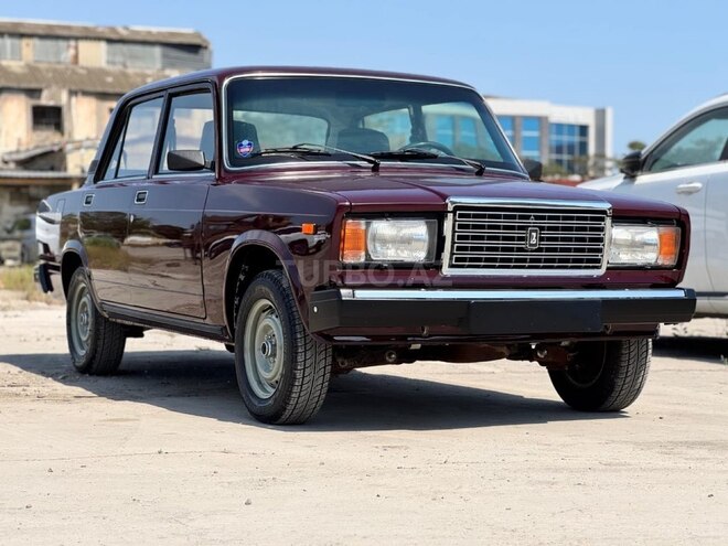 LADA (VAZ) 2107-1