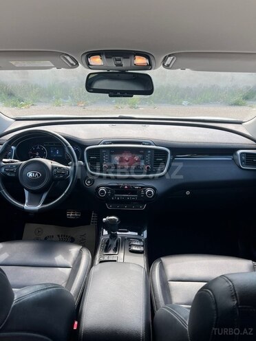 Kia Sorento-10