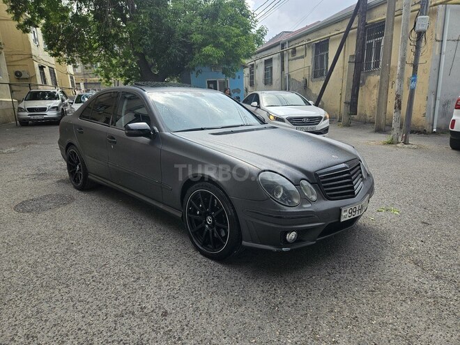 Mercedes E 350 4MATIC-4