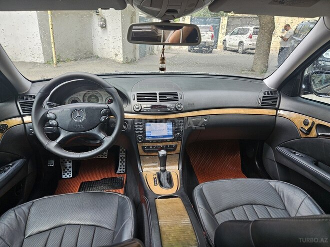 Mercedes E 350 4MATIC-8