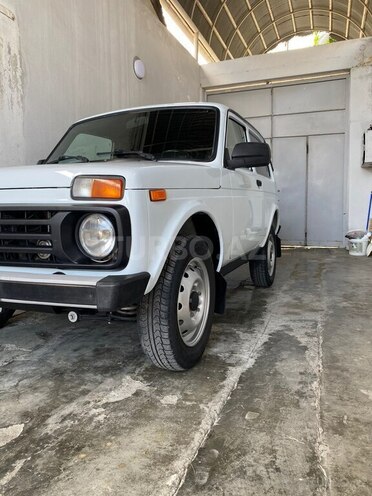 LADA (VAZ) Niva-3