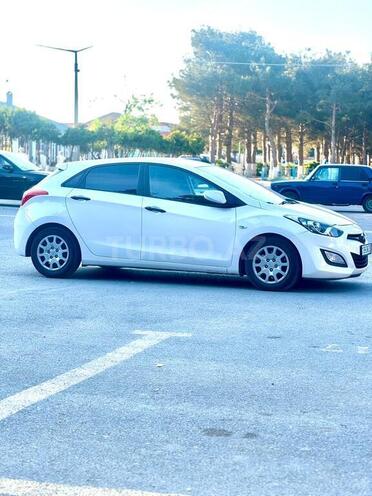 Hyundai i30-9