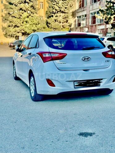 Hyundai i30-13