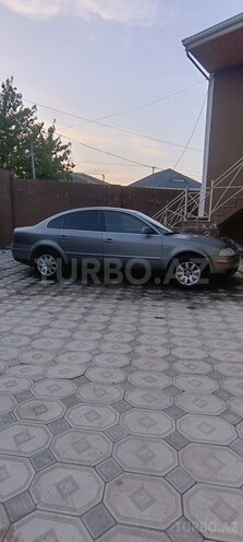 Volkswagen Passat-5
