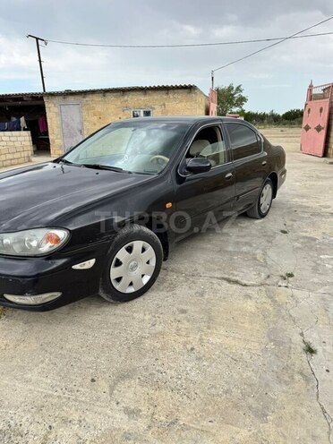Nissan Maxima-2