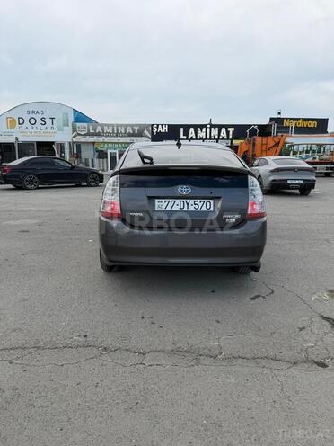 Toyota Prius-6
