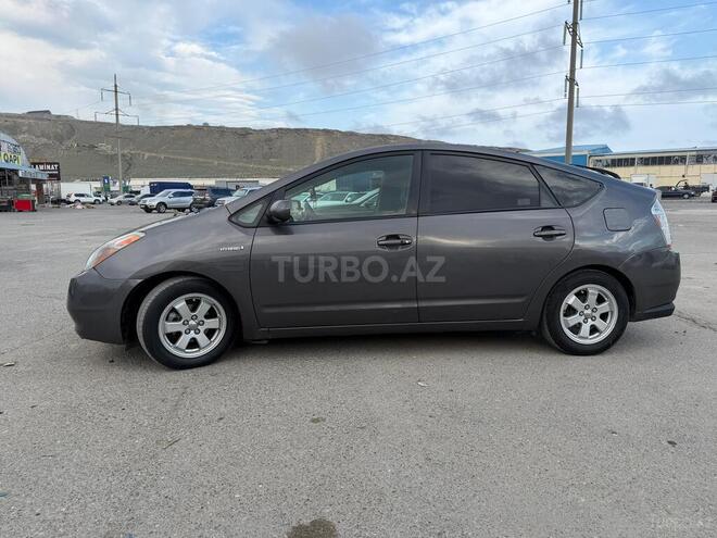 Toyota Prius-10