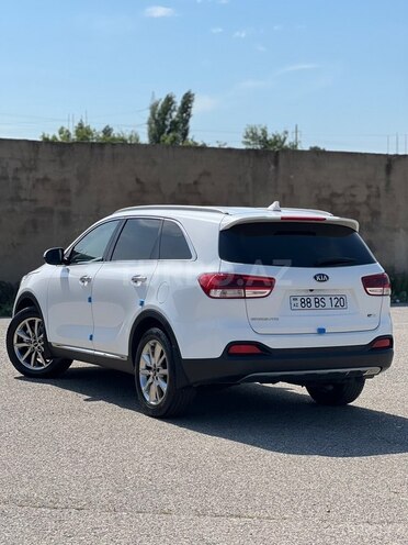 Kia Sorento-4