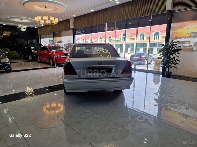 Mercedes C 200 1999, 245,187 km - 2.2 l - Sumqayıt