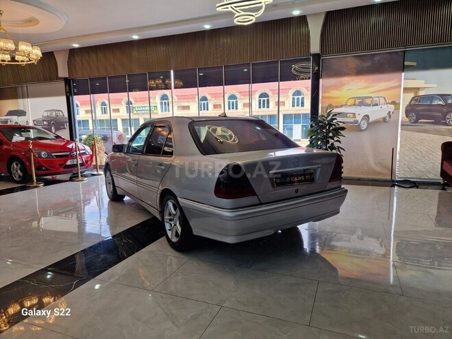 Mercedes C 200 1999, 245,187 km - 2.2 l - Sumqayıt