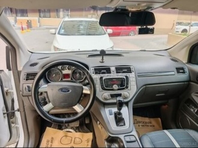 Ford Kuga-3