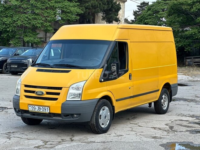 Ford Transit-2