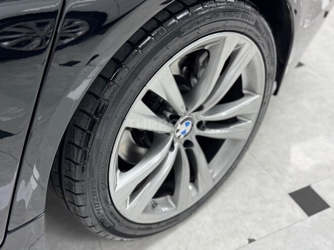 BMW 528-35
