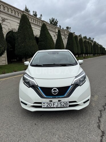 Nissan Note-3