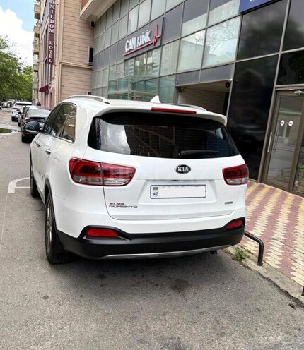 Kia Sorento-3