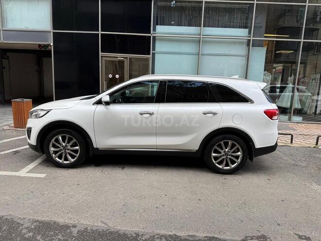 Kia Sorento-14