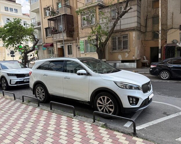 Kia Sorento-2