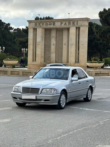 Mercedes C 240-5